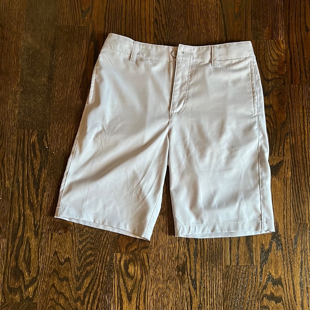 Boys Gray Class/Club Modern Fit Shorts- Size 16